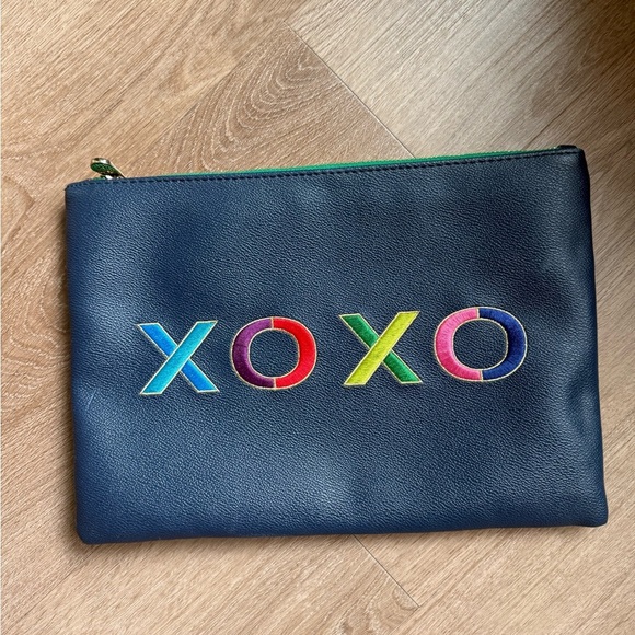 C. Wonder - Clutch / pouch - Picture 3 of 6